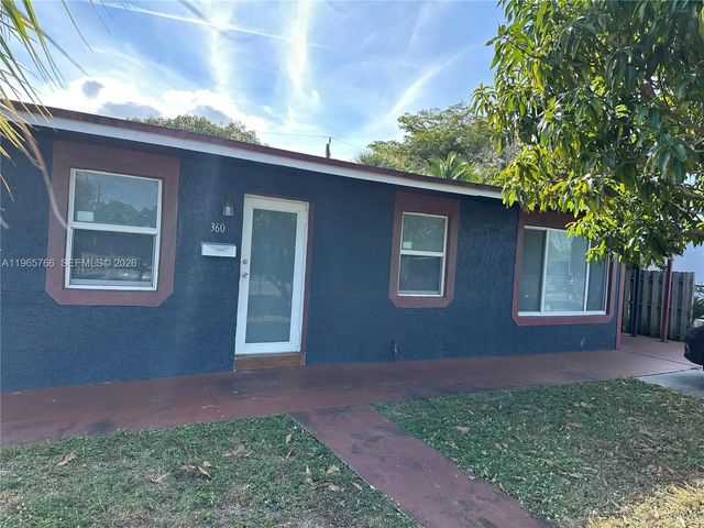 360 Nw 15th Court, Pompano Beach
