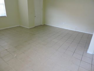 Photo of Listing #R11163816