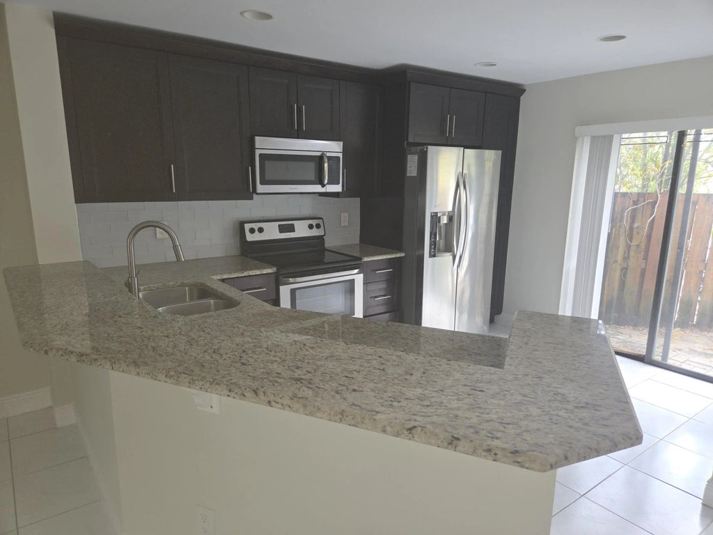 7890 Lago Del Mar Drive #142, Boca Raton