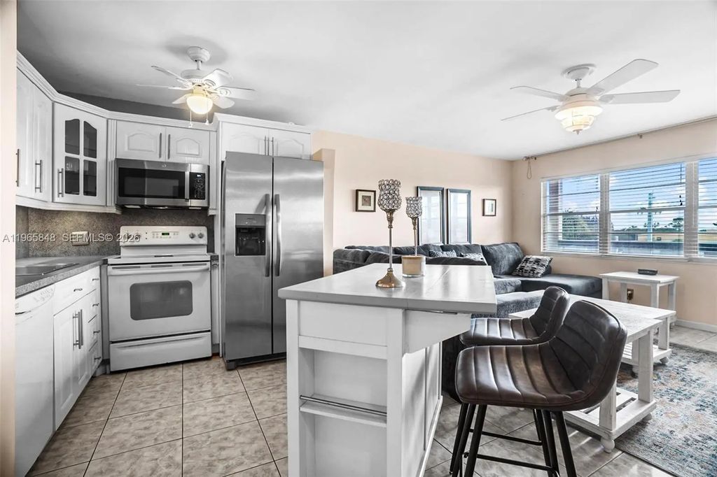 408 Southampton A #408, West Palm Beach