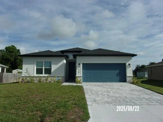 1281 Se Sandusky, Palm Bay