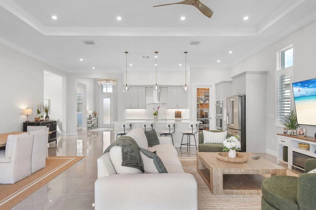 Photo of Listing #R11163906