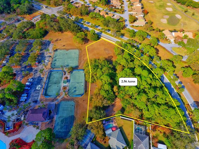 4 of 26 - 951 Sw Country Club Drive, Port St. Lucie, FL