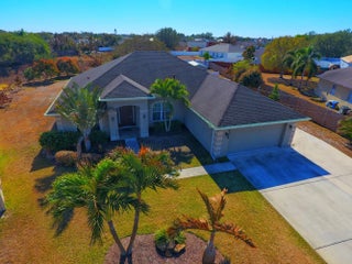 Photo of Listing #R11163917