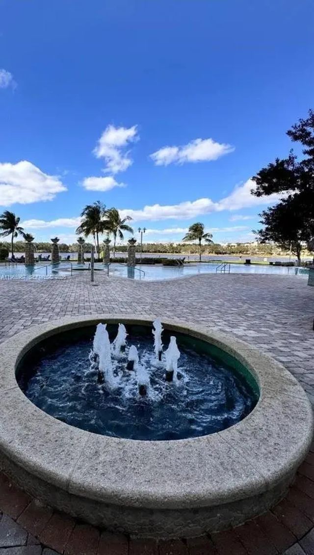 4 of 28 - 2681 N Flamingo Road #2302s, Sunrise, FL