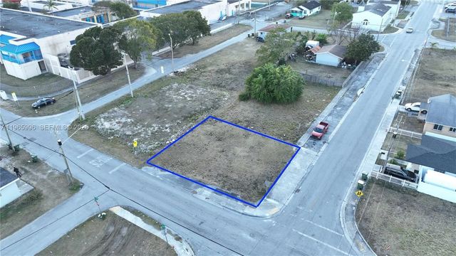 3 of 7 - 402 Sw 6th Street, Homestead, FL