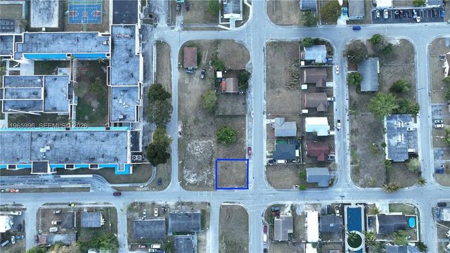 5 of 7 - 402 Sw 6th Street, Homestead, FL