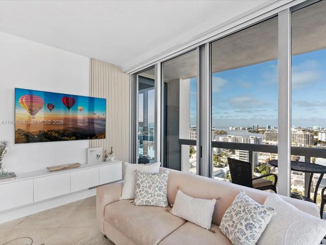 3 of 25 - 6899 Collins Avenue #1704, Miami Beach, FL