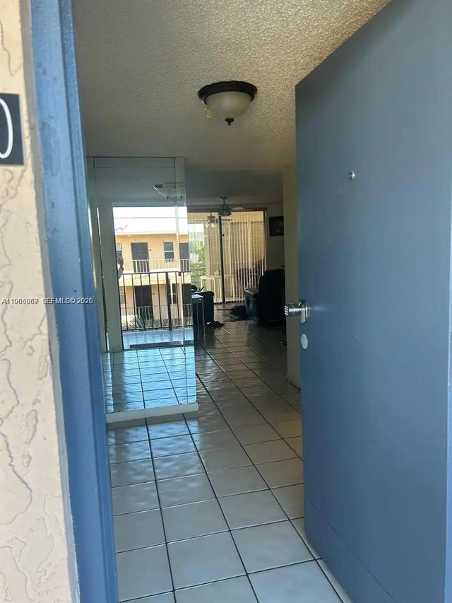 3 of 24 - 2840 Somerset Drive #400m, Lauderdale Lakes, FL