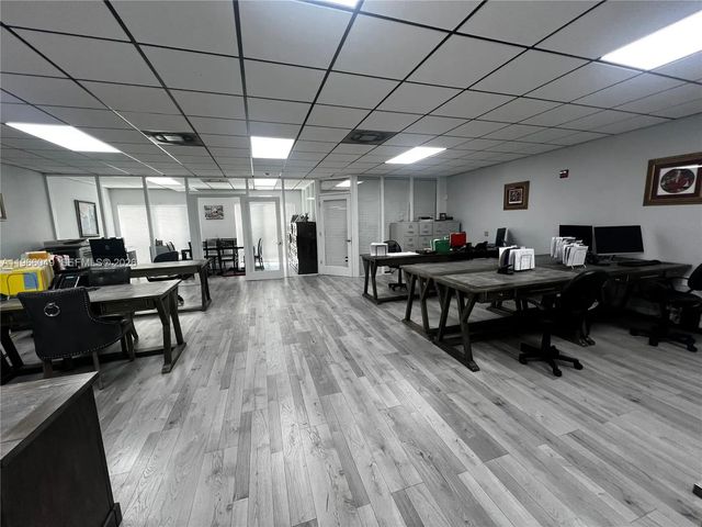 4 of 12 - 13055 Sw 42nd Street #204, Miami, FL