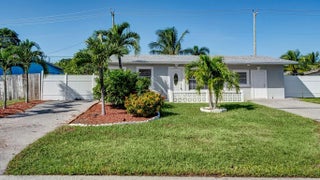 Photo of Listing #F10552312