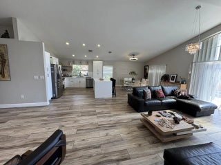 Photo of Listing #F10552172