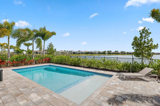 10466 Northbrook Circle, West Palm Beach