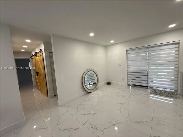3 of 20 - 1950 Nw 190th Terrace, Miami Gardens, FL
