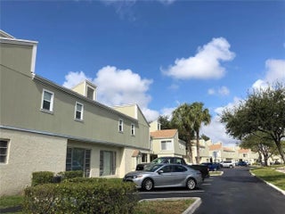 Photo of Listing #F10552297