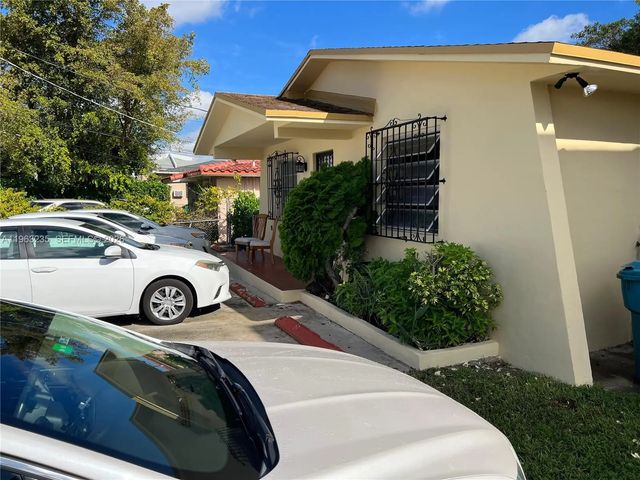 4 of 13 - 733 Nw 33rd Avenue, Miami, FL