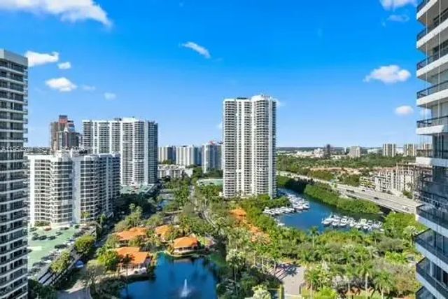 5 of 26 - 19195 Ne 36th Court #2302, Aventura, FL