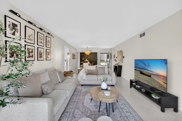 5 of 69 - 11282 Green Lake Drive #104, Boynton Beach, FL