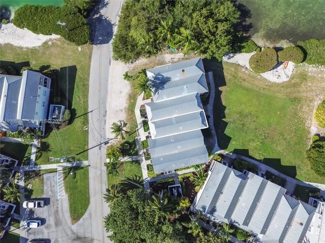 2 of 47 - 5101 Sunset Village Drive, Duck Key, FL