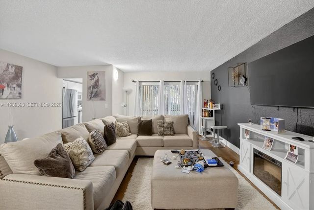 4141 Nw 21st Street #103, Lauderhill