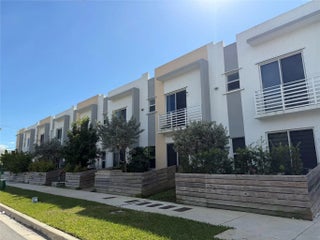 Photo of Listing #F10552402