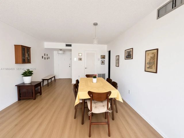 5 of 17 - 1470 Ne 125th Terrace #407, North Miami, FL