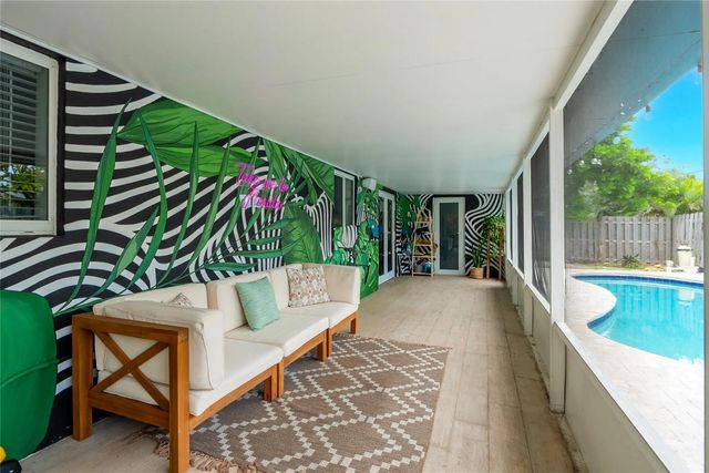 4 of 38 - 2621 Ne 20th Street, Pompano Beach, FL
