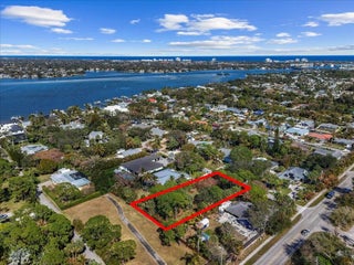 Photo of Listing #R11164180