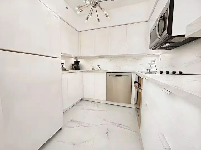 5 of 51 - 1500 Bay Road #1244s, Miami Beach, FL