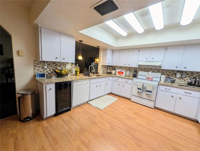 5 of 15 - 3651 Nw 29th Street, Lauderdale Lakes, FL
