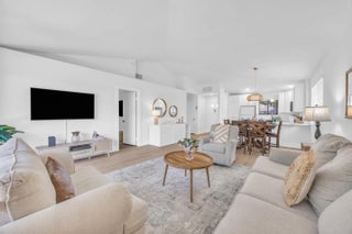 Photo of Listing #R11164198