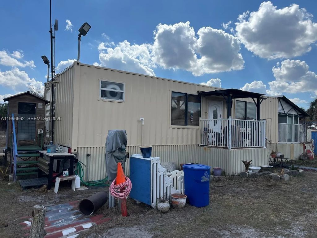 360 S Brida Street, 