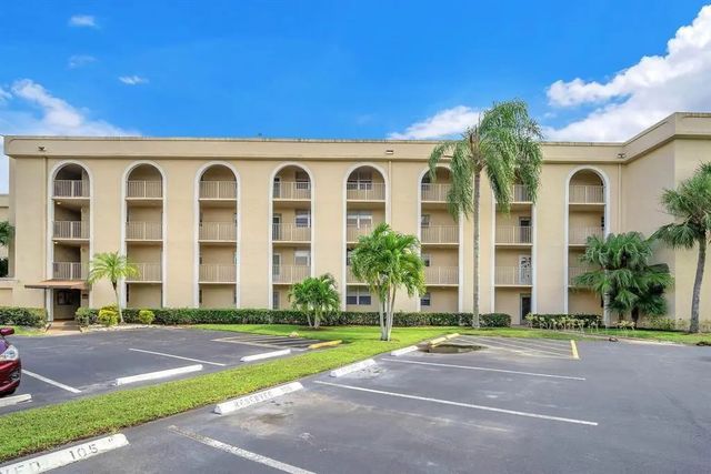 3231 Holiday Springs Boulevard #105, Margate