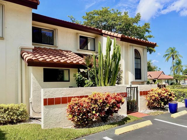 2 of 68 - 10615 Ocean Palm Way #102, Boynton Beach, FL
