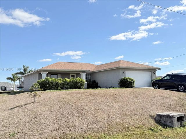 3 of 37 - 3625 Ne 19 Place, Cape Coral, FL