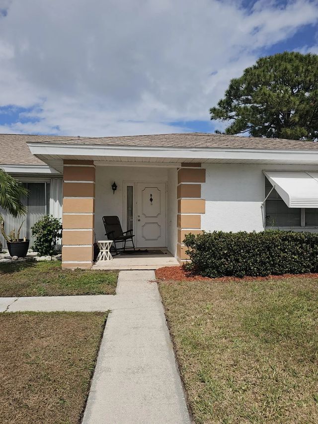 2 of 35 - 1212 Lakes End Drive #d, Fort Pierce, FL