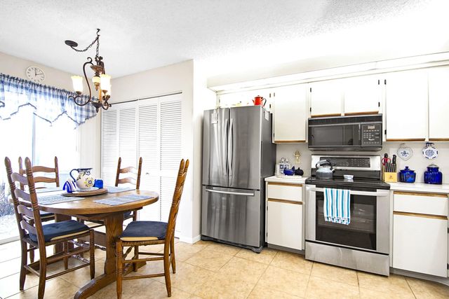 4 of 22 - 6198 Riverwalk Lane #2, Jupiter, FL