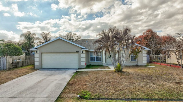 Photo of Listing #R11164308