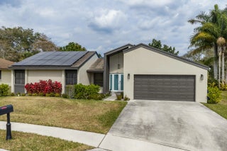 Photo of Listing #R11164316