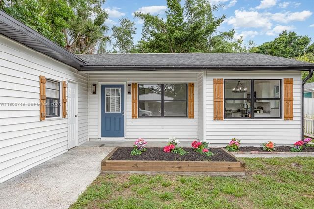 5 of 30 - 2916 Hawthorne Street, Sarasota, FL