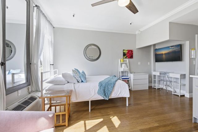 5 of 41 - 235 Sunrise Avenue #3013, Palm Beach, FL