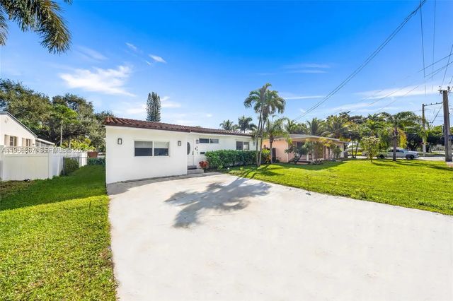 3 of 36 - 907 N Park Road, Hollywood, FL