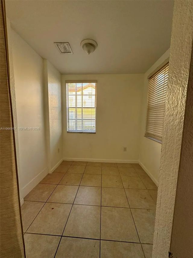 4 of 24 - 9257 Sw 227th Street #11, Cutler Bay, FL