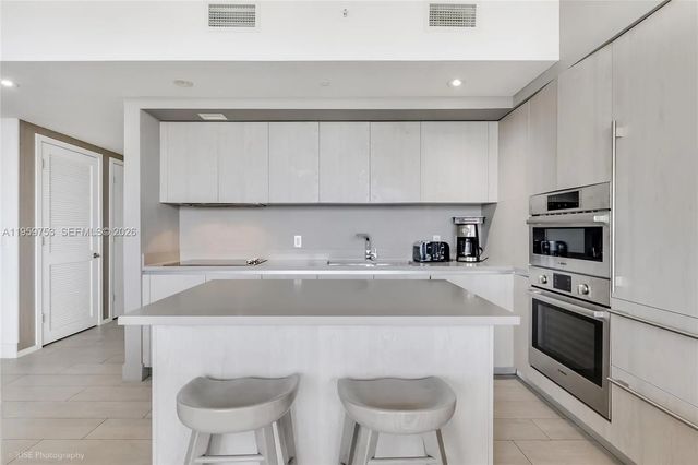 5 of 15 - 4010 S Ocean Drive #r2204, Hollywood, FL