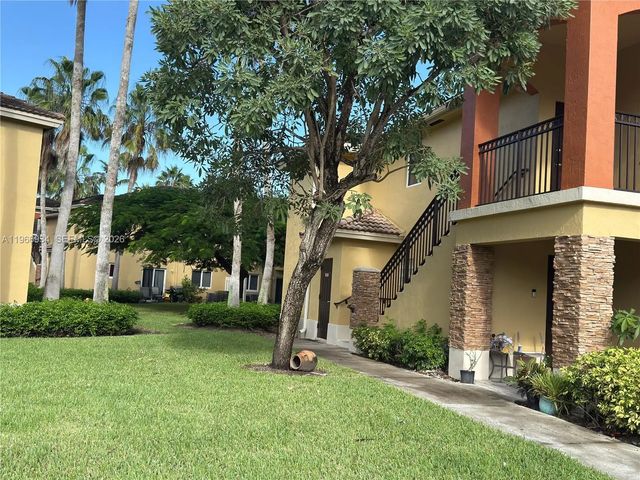 2 of 26 - 930 Ne 34th Avenue #201, Homestead, FL