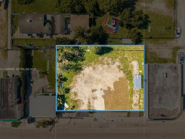 3 of 6 - 7618 Ne 2nd Avenue, Miami, FL