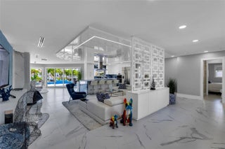 Photo of Listing #F10552560