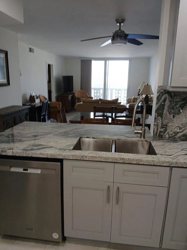 3 of 15 - 1893 S Ocean Drive #605, Hallandale Beach, FL