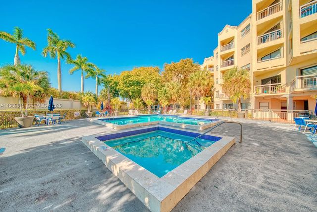 2 of 26 - 8290 Lake Drive #236, Doral, FL