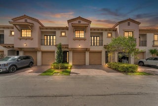 Photo of Listing #R11164476